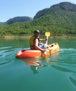 Kayak in the dam 2 with Somos Aventura
