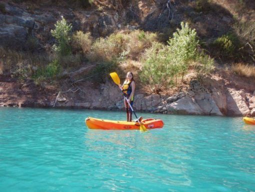 Kayak in the dam 13 with Somos Aventura in Castellón